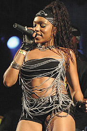 Destra Garcia & Atlantik